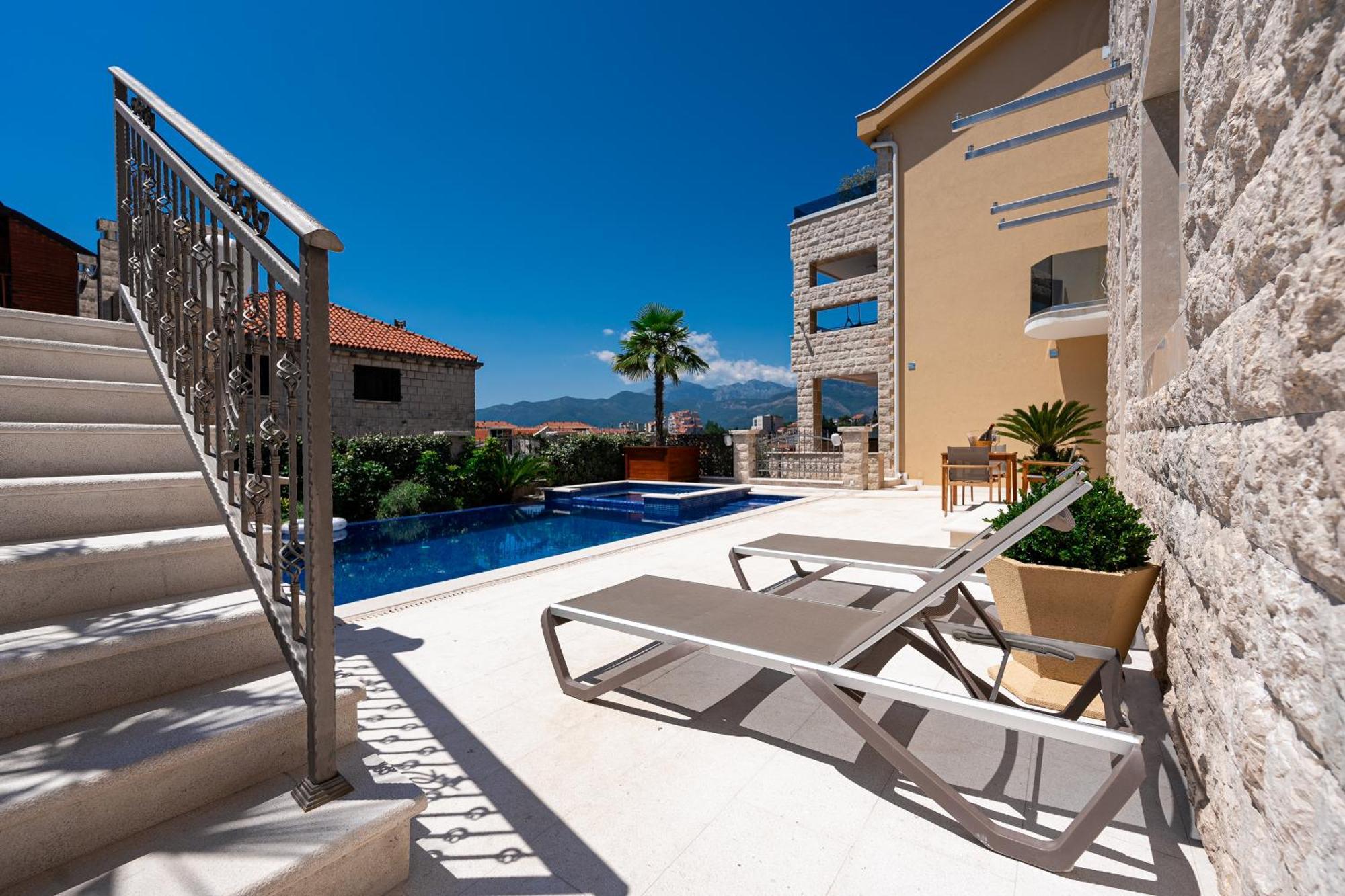 Raicevic Residence Tivat Exteriör bild