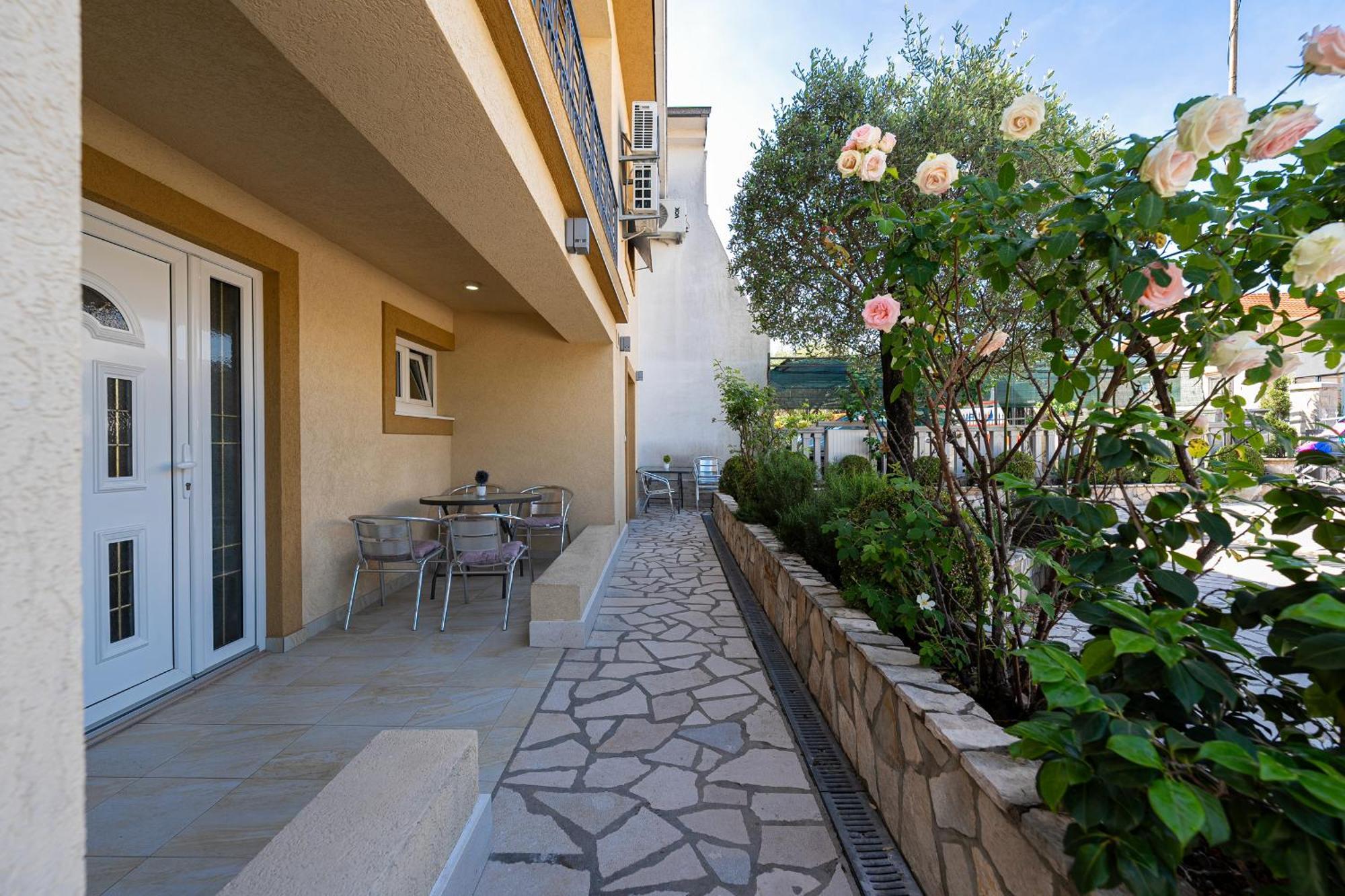 Raicevic Residence Tivat Exteriör bild